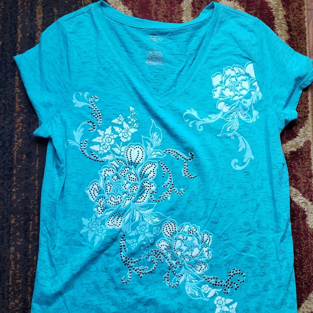 St. John's Bay XL blue top